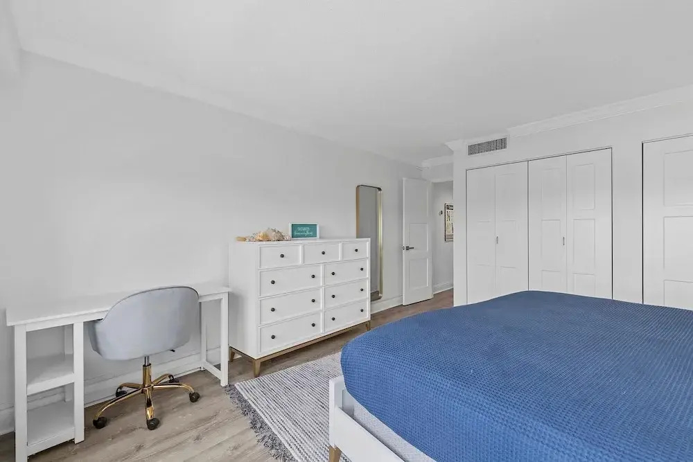Surfside 219