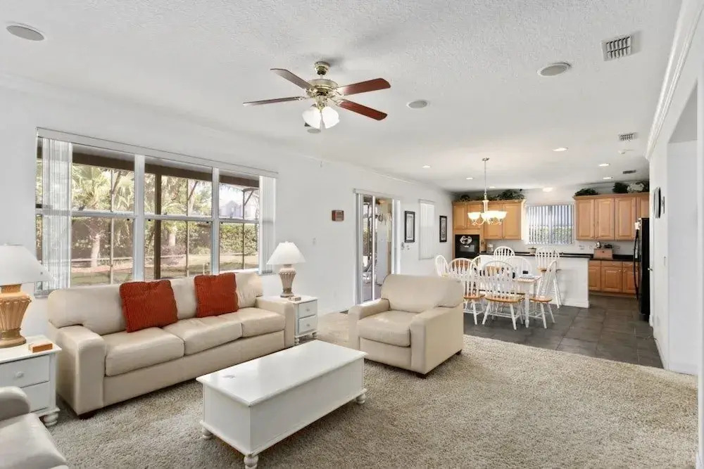 Davenport Vacation Homes by Sunshine HV
