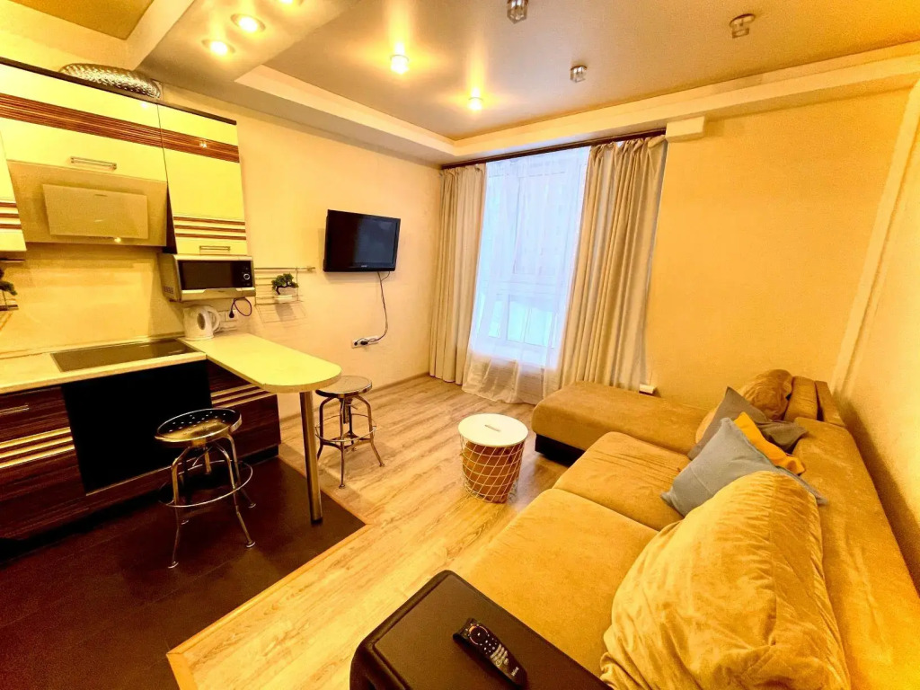 Home Hotel (Хоум Отель) на Сибиряков-Гвардейцев