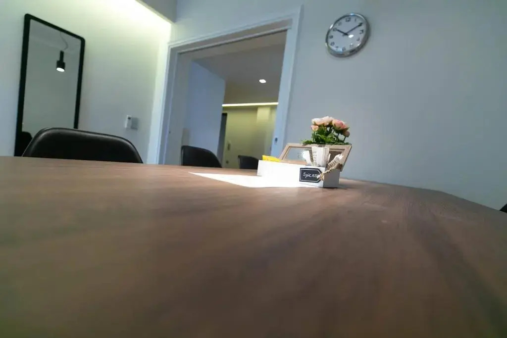 TONI'S "Aquaman" 4BD Apartment in Athens!