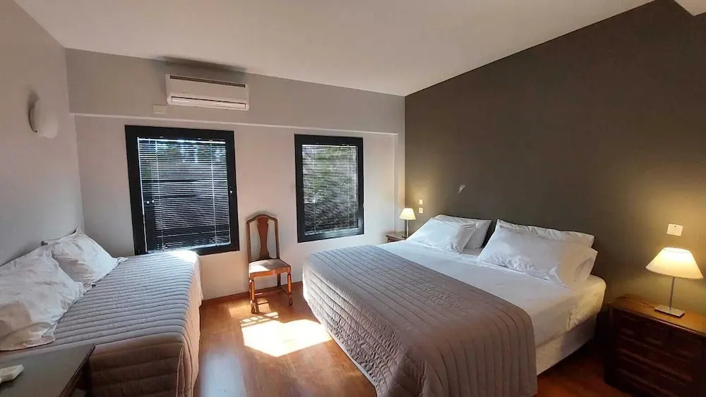 Hotel Rawson 3840, Vicente Lopez, La Lucila