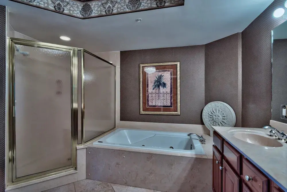 Silver Beach Towers 802E - 668821