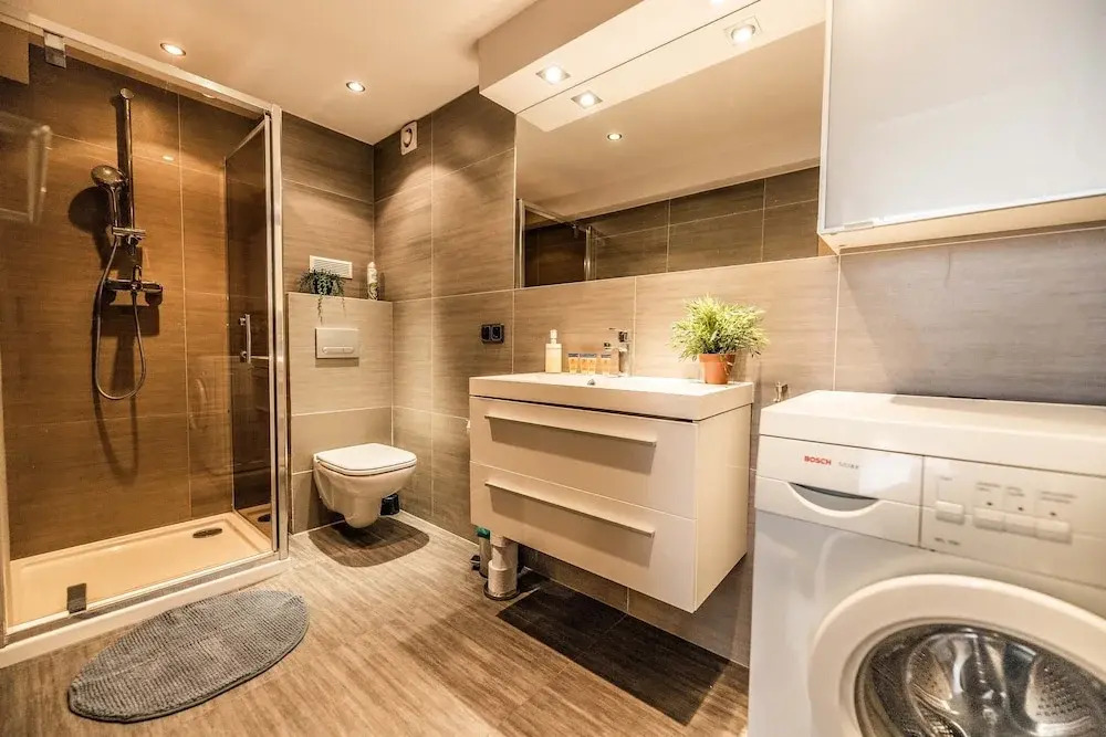 visiting apartments - Leszczyńskiego