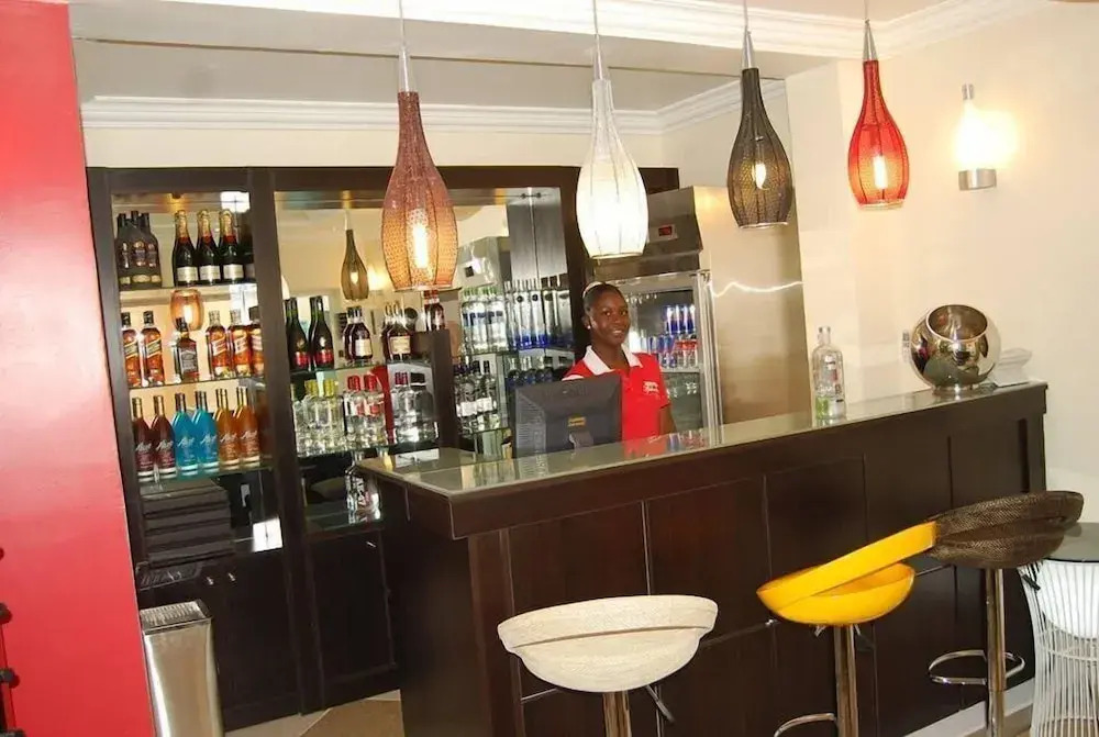 Samsy Hotel and Suites Benin City
