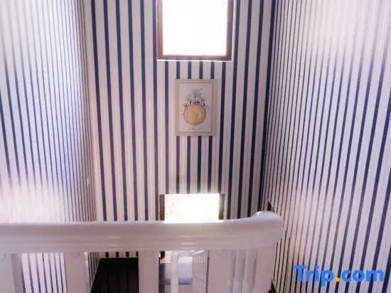Huitang Yiqi Bieyuan Hot Spring Holiday Villa
