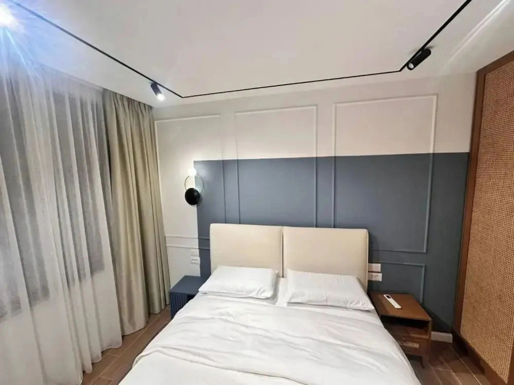 The Golden Luxury Downtown Two
