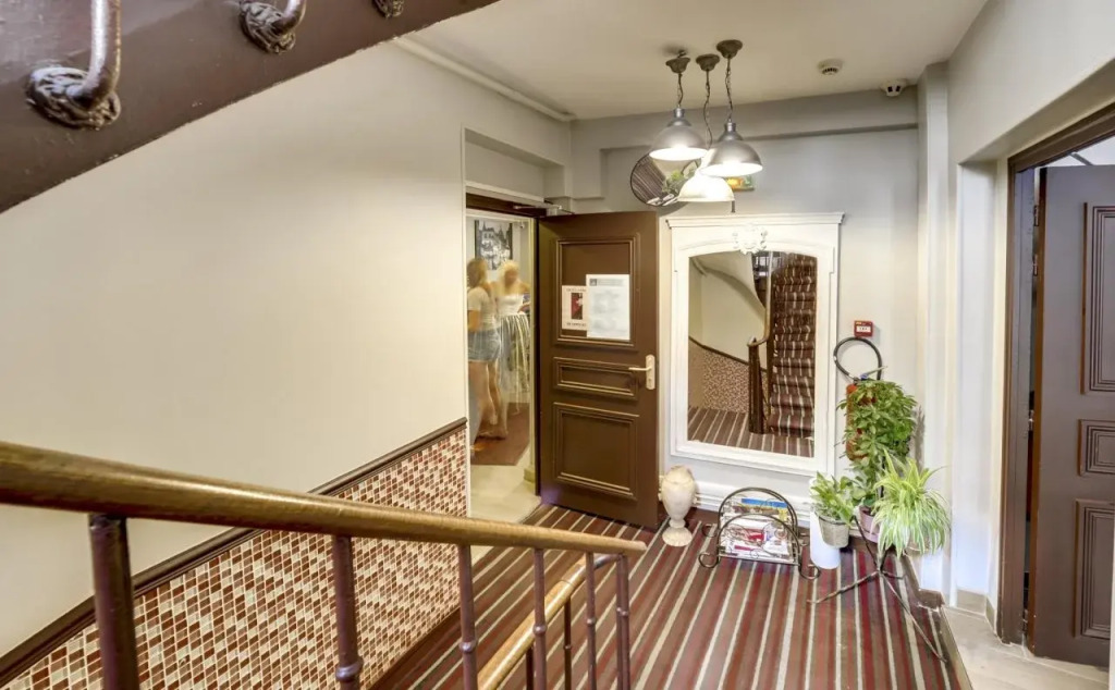 Hotel Montmartre Clignancourt