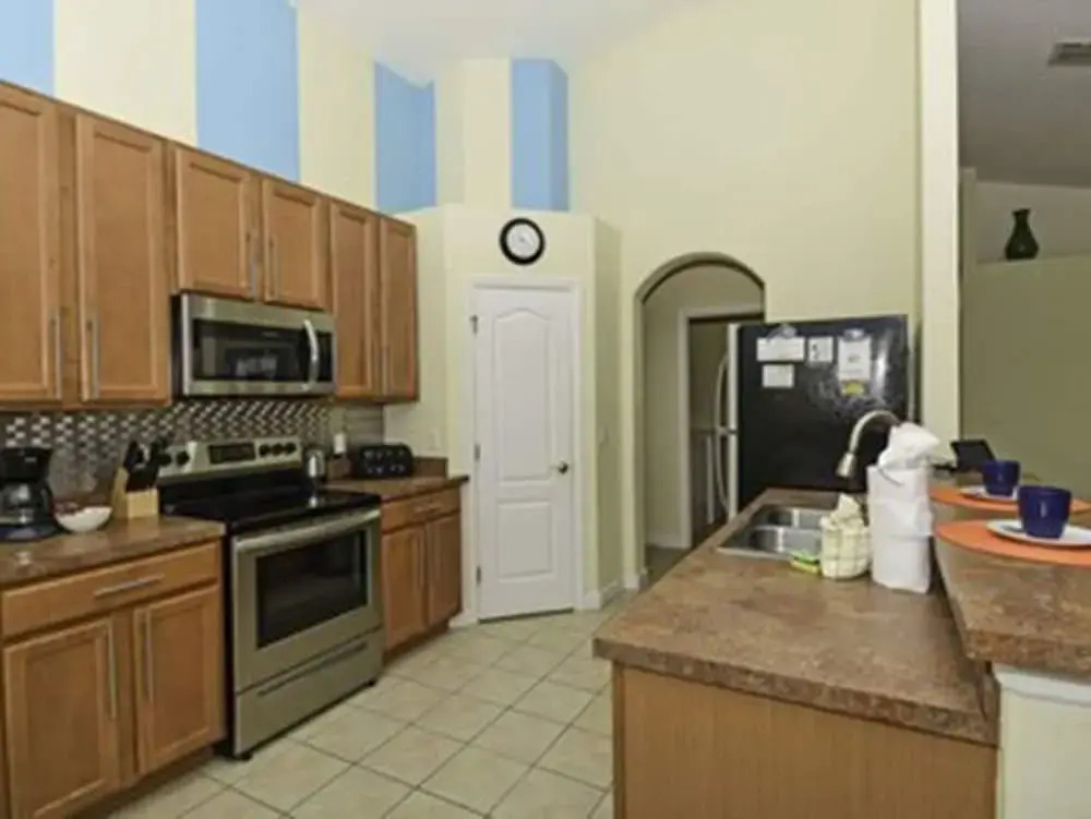 An Amazing 4 Bedroom House With ots own Swimming Pool