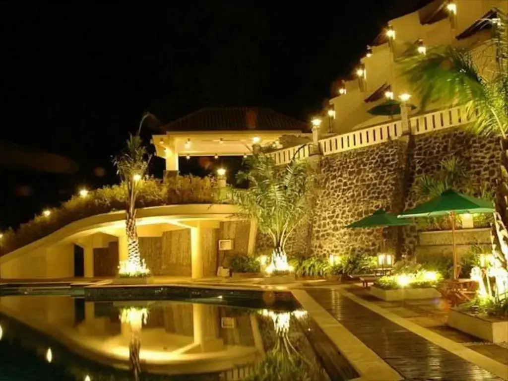 Pines Garden Resort