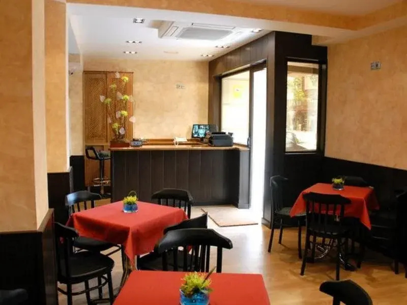 Hostal Avenida Barajas