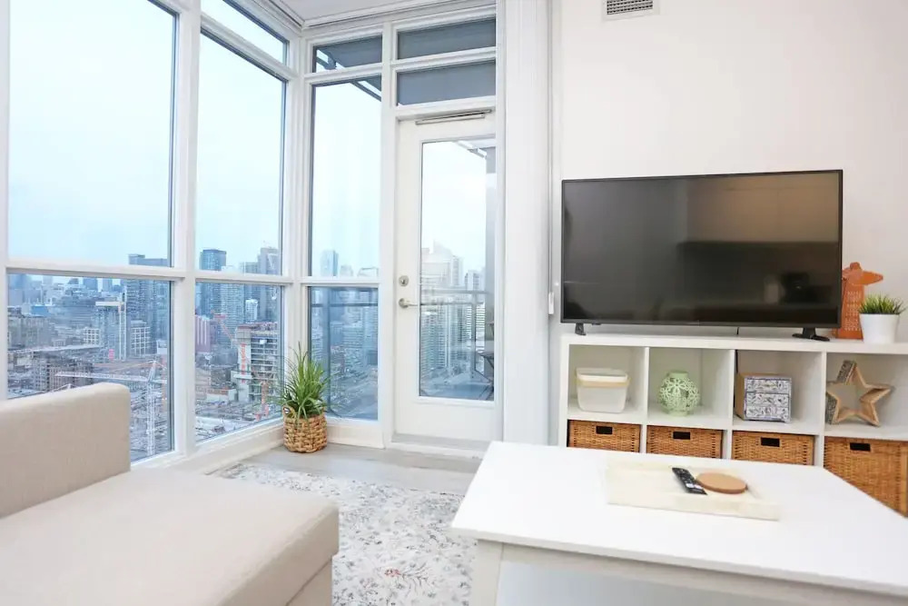 Fabulous Condo in Heart of Downtown