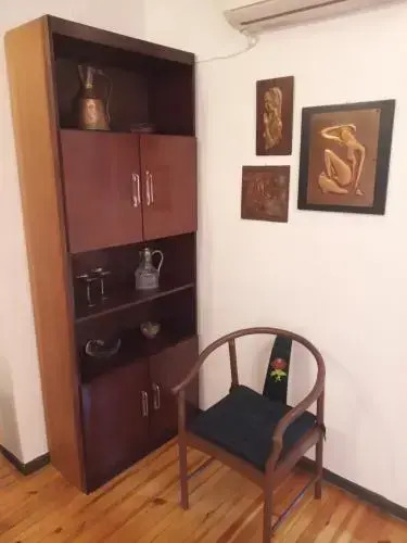 Cosy Central Penthouse -Up To 6 Guests- With Wifi