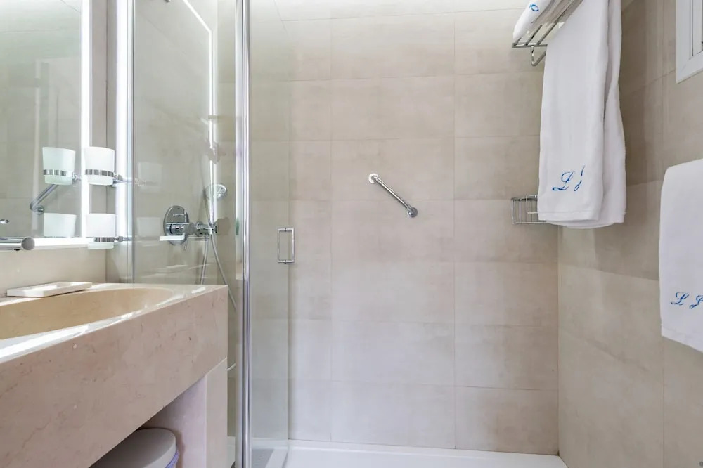 Apartamentos Los Jerónimos