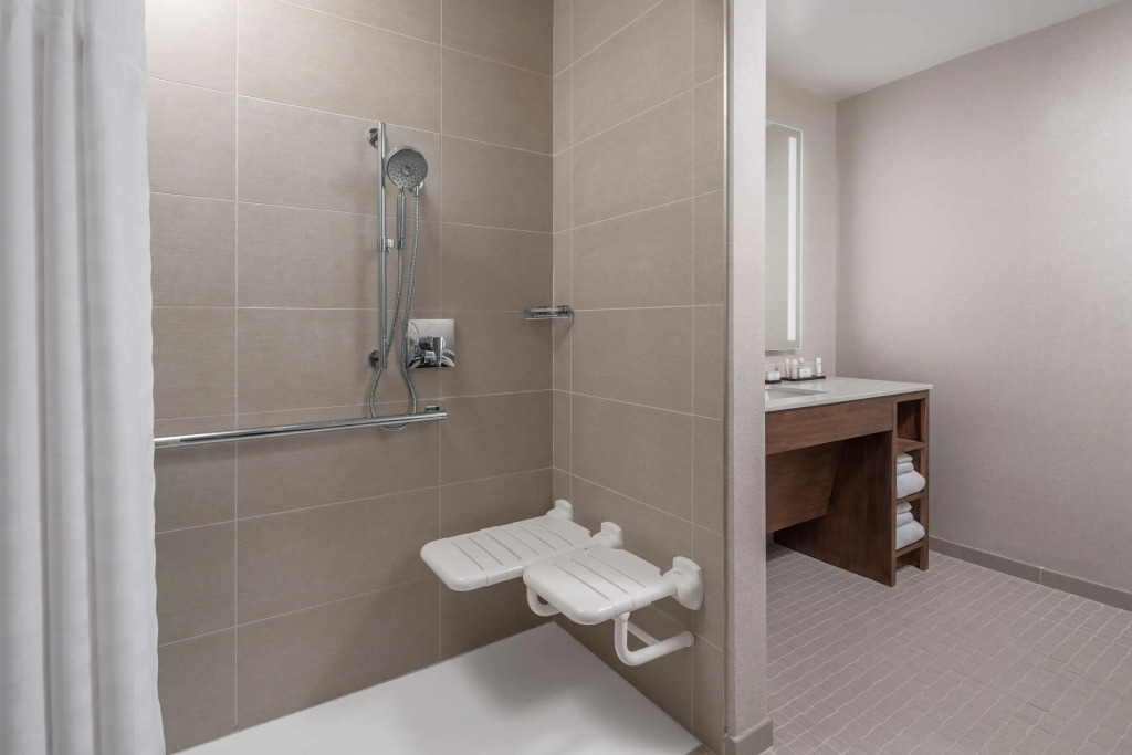 Embassy Suites by Hilton Charleston Harbor Mt. Pleasant