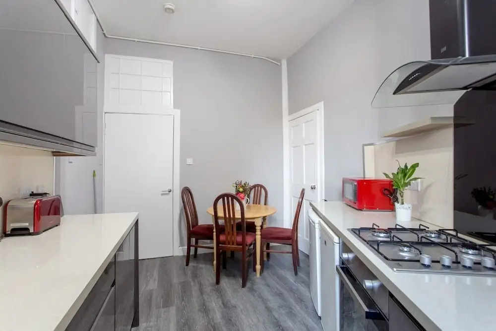 Stunning 2-bed Apartment in Central Edinburgh