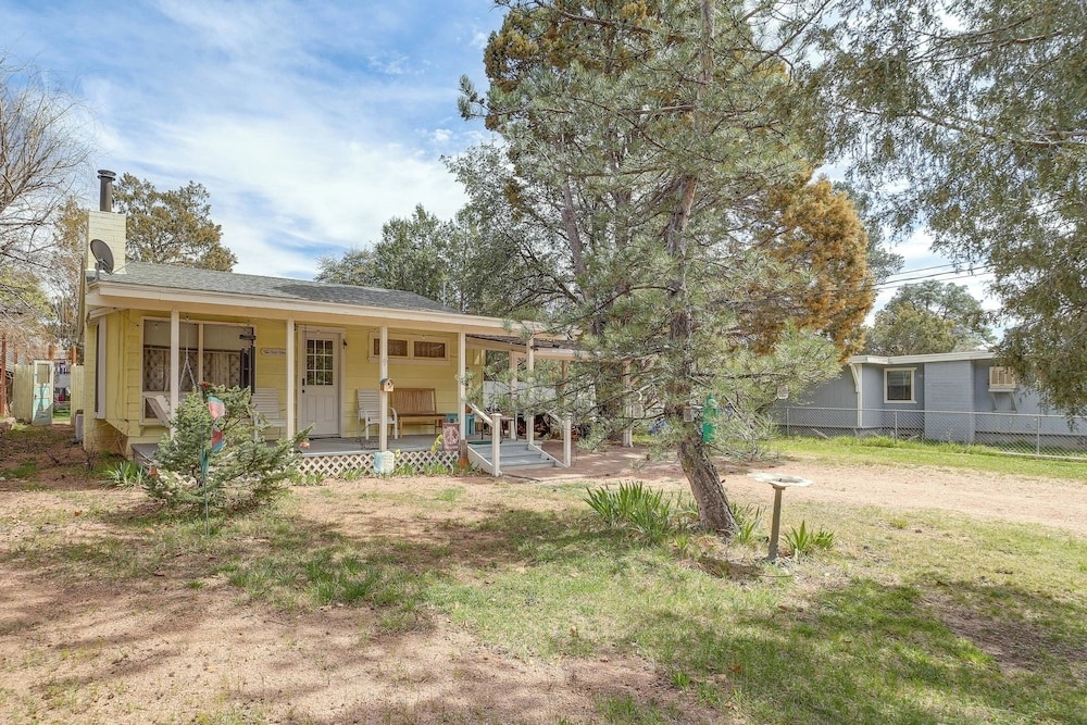 Payson Pines & Porch Vibes: Cool High Country Base