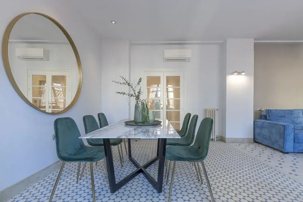 Living4Malaga Granada Supreme