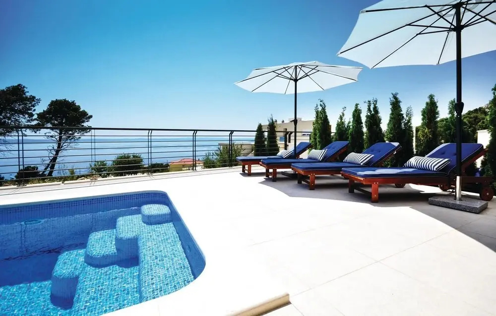 Beautiful Home In Veliko Brdo