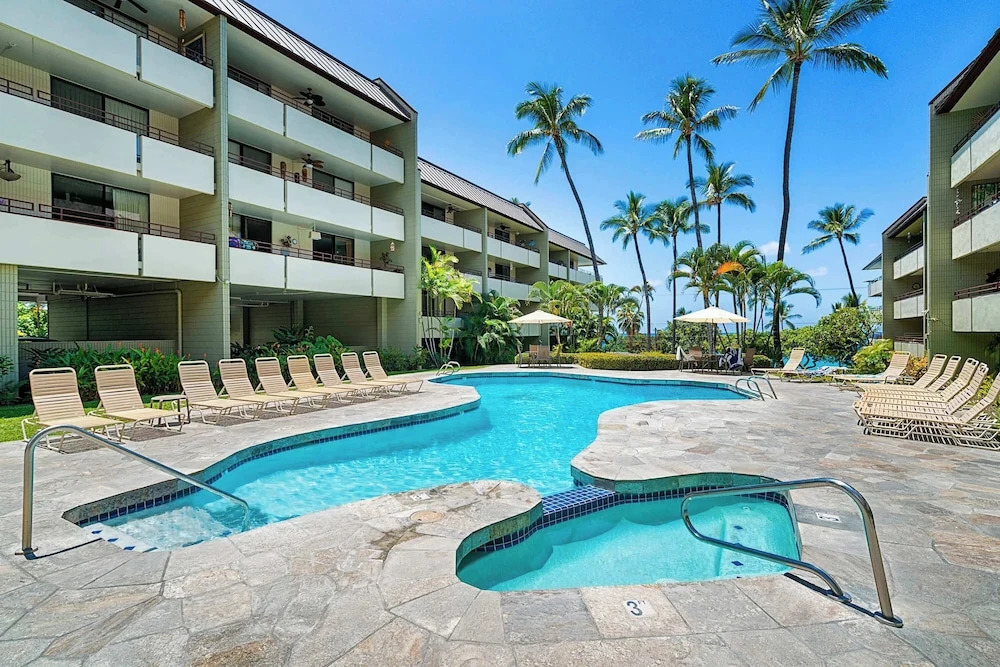 Ocean View Condo in White Sands Village