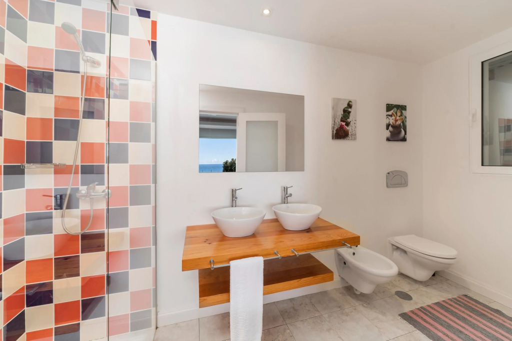 Delightful villa with infinity pool and outstanding views | Villa Do Mar III