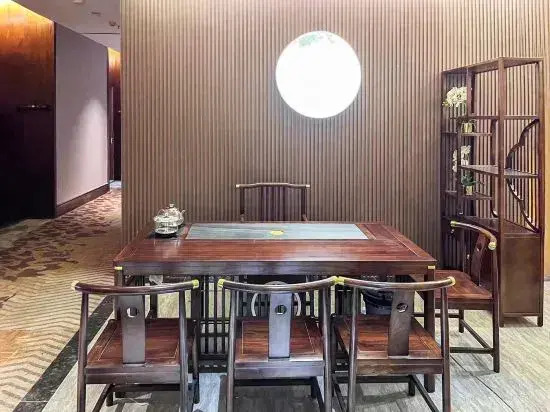 Homeinn Ripple Cloud Hotel (Wuhan Dongxihu Five Rings Sports Center)