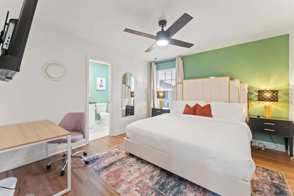 NRG Medcenter 2BD 2 5BA w Fencedyard Washerdryer