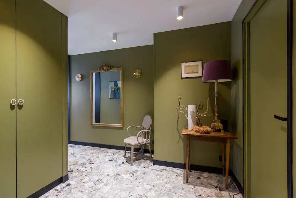 Bois de Boulogne Retreat