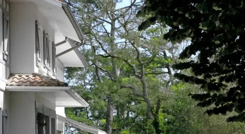 Villa de lEtang Blanc