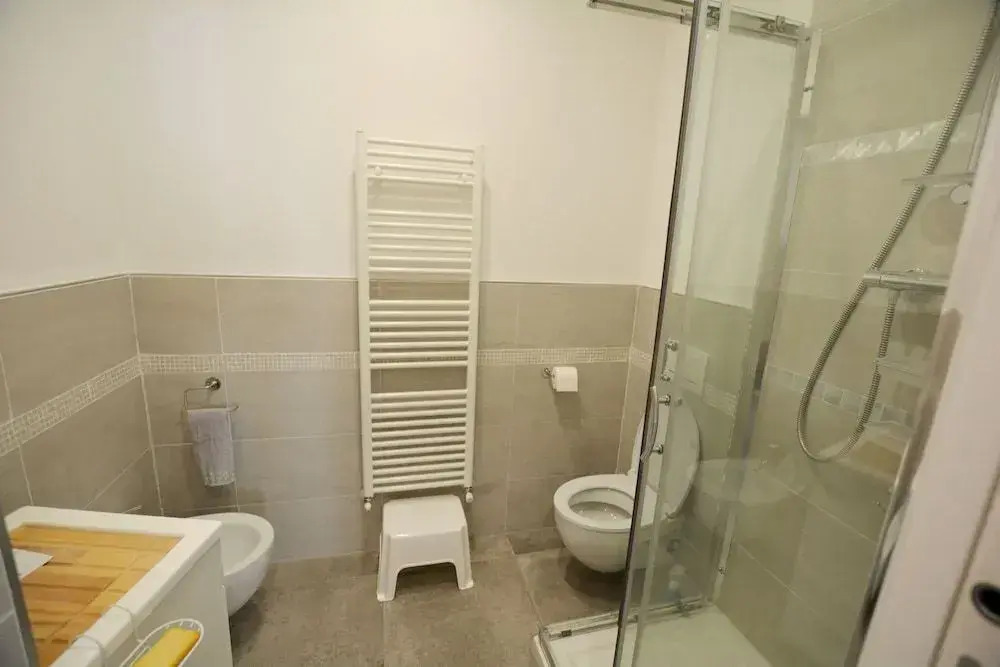 Fortezza white apartment