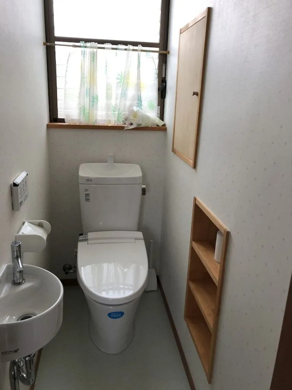 Fukunae House