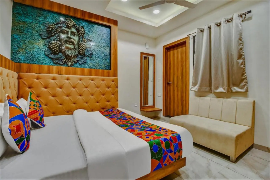 Fabhotel Prime Purple Orchid