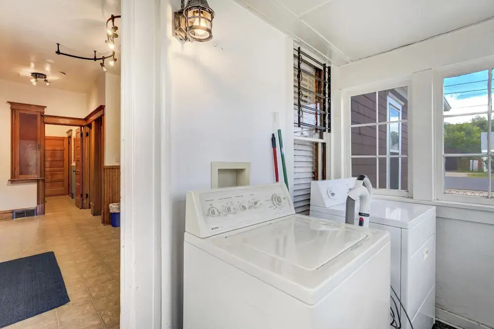 Historic Downtown Meets Modern Comfort