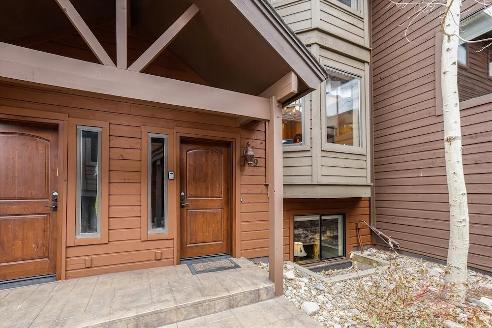 Village Point 109 townhouse