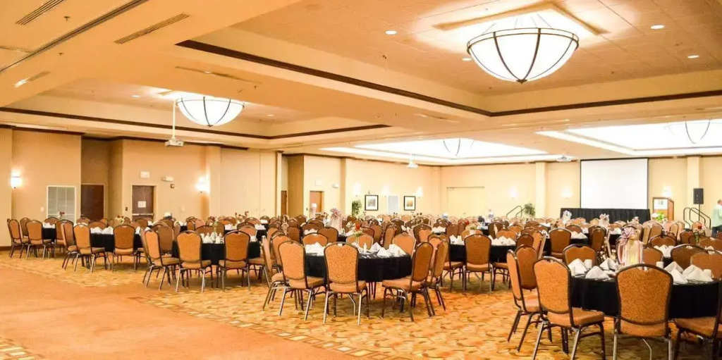 The Ramsey Hotel and Convention Center Pigeon Forge