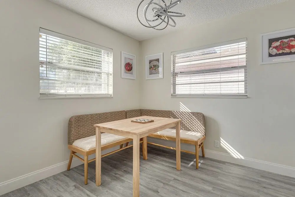 Walk to Shops & Eats, 3 Mi to Beach! Hollywood Gem