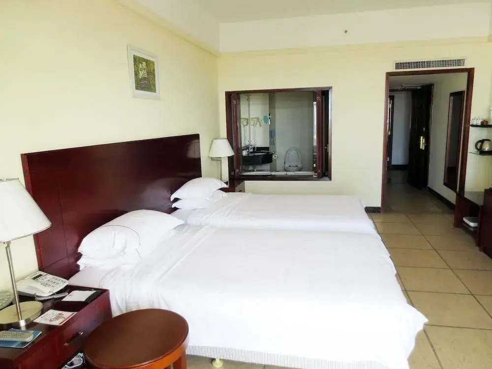 Linda Haijing Hotel