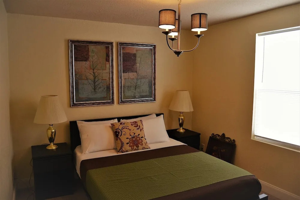 The Gateway - a Beautiful Relaxing Three Bedrooms Apartment