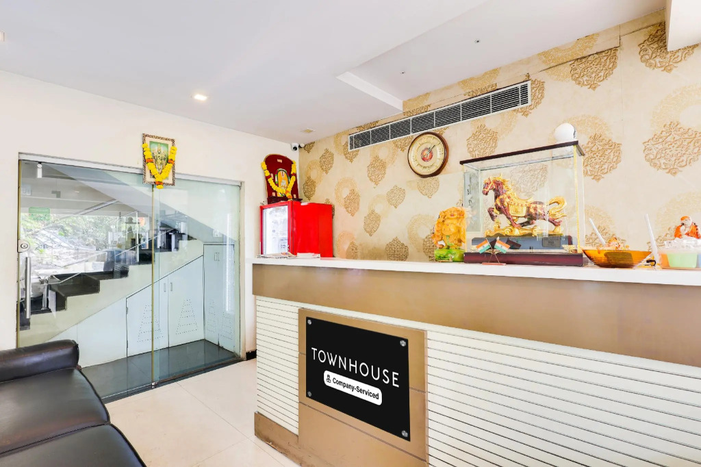 sri maharaja inn