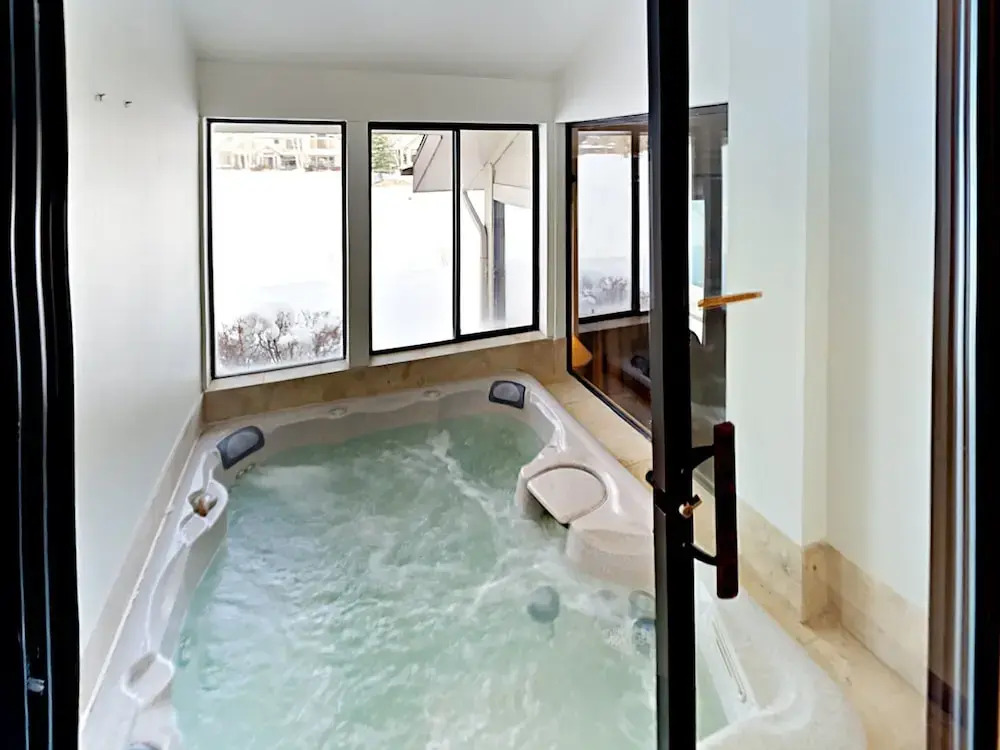 2441 Gilt Edge Circle Townhouse