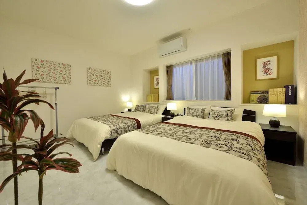 EX Kumoji Apartment