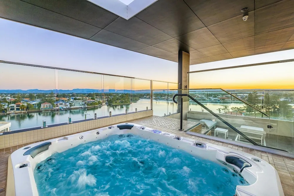 Peninsular Gold Coast