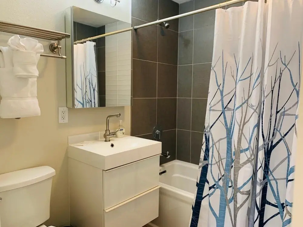 Family-Friendly, Fireside Nest Near Old Town!