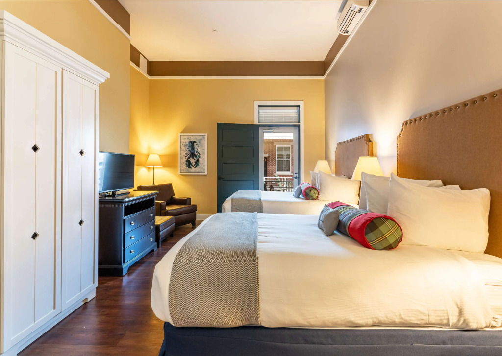 Inn at Diamond Cove
