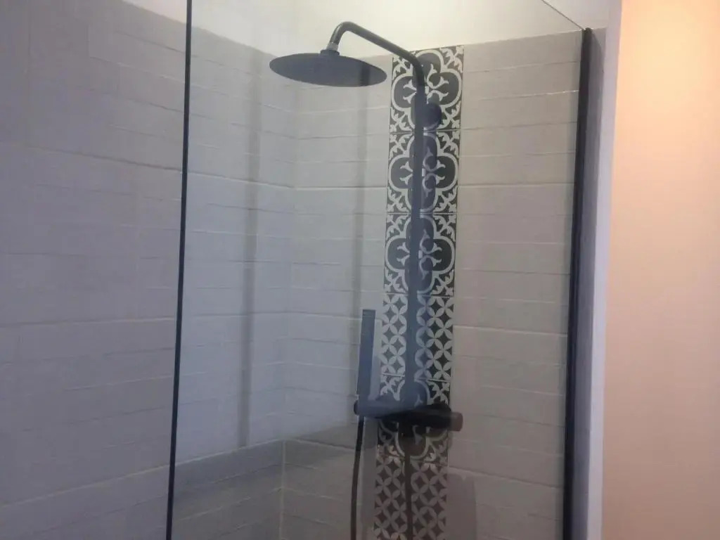 Maison Traditionnelle Rénovée, Proche Plage, Barbâtre - Terrasse, Wifi, Confort Modern - FR-1-426-371
