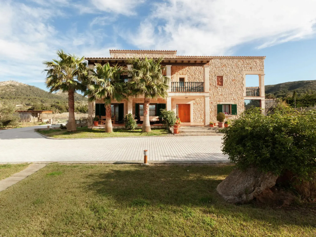 Country house with private pool 3 5 km from Alcudia and the sea