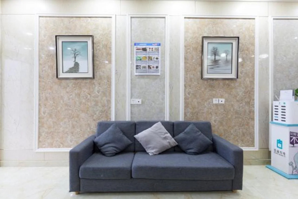 95 Hou Hotel (Shanghai Anting North Railway Station)