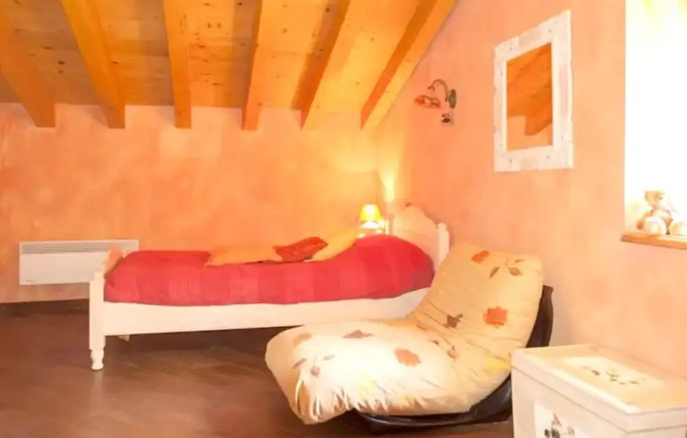 Chalet With 3 Bedrooms in Saint-andré, With Wonderful Mountain View, F