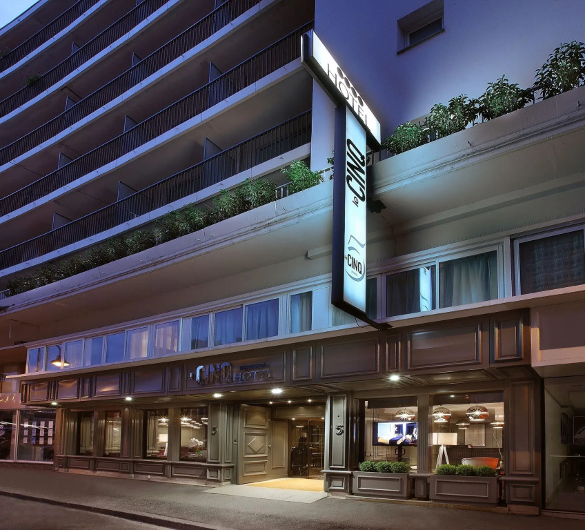 Hotel le Cinq Hyper - Centre