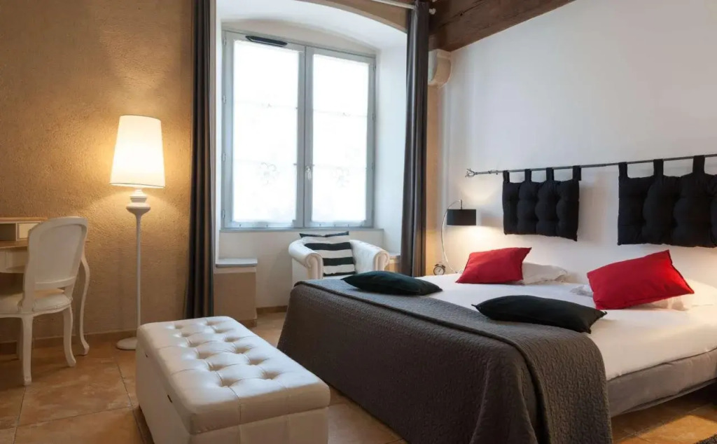 Hôtel-Restaurant-Chambre Insolite Spa - Le XII de Luynes