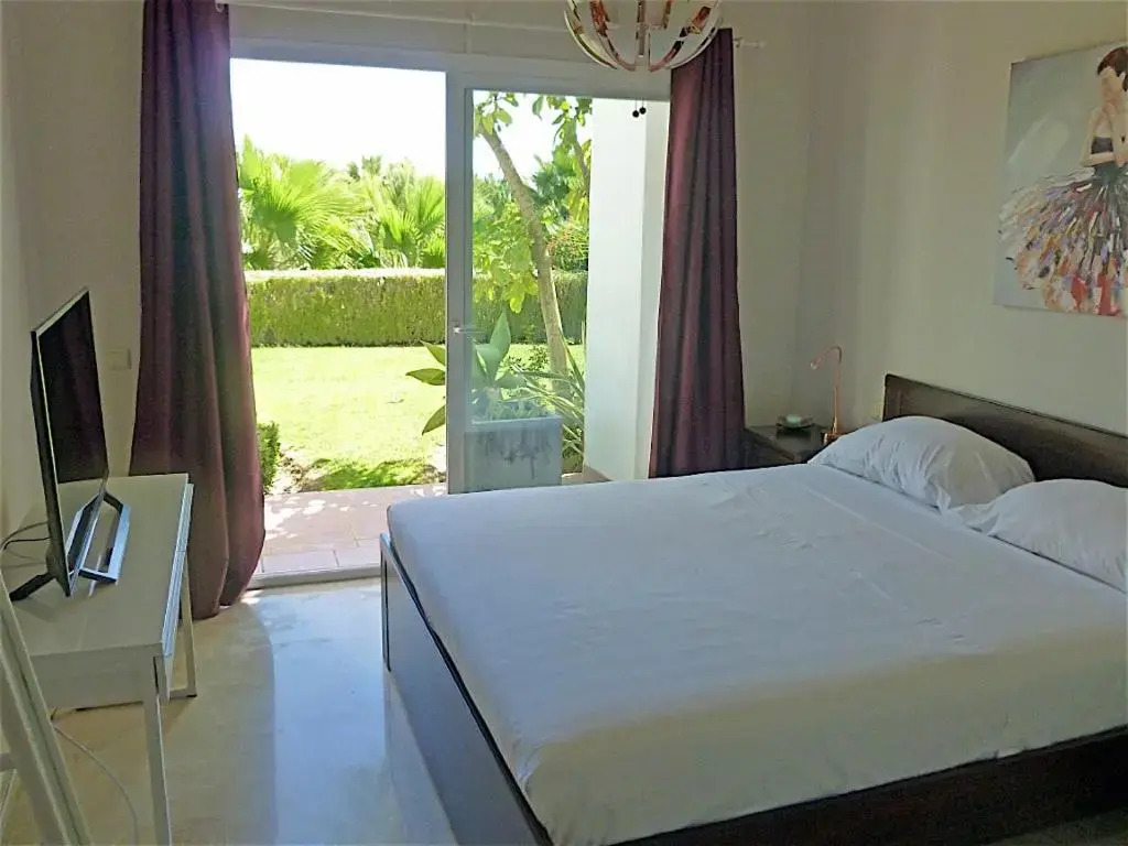 Al-402 Estepona - Apartment - Alcazaba Lagoon